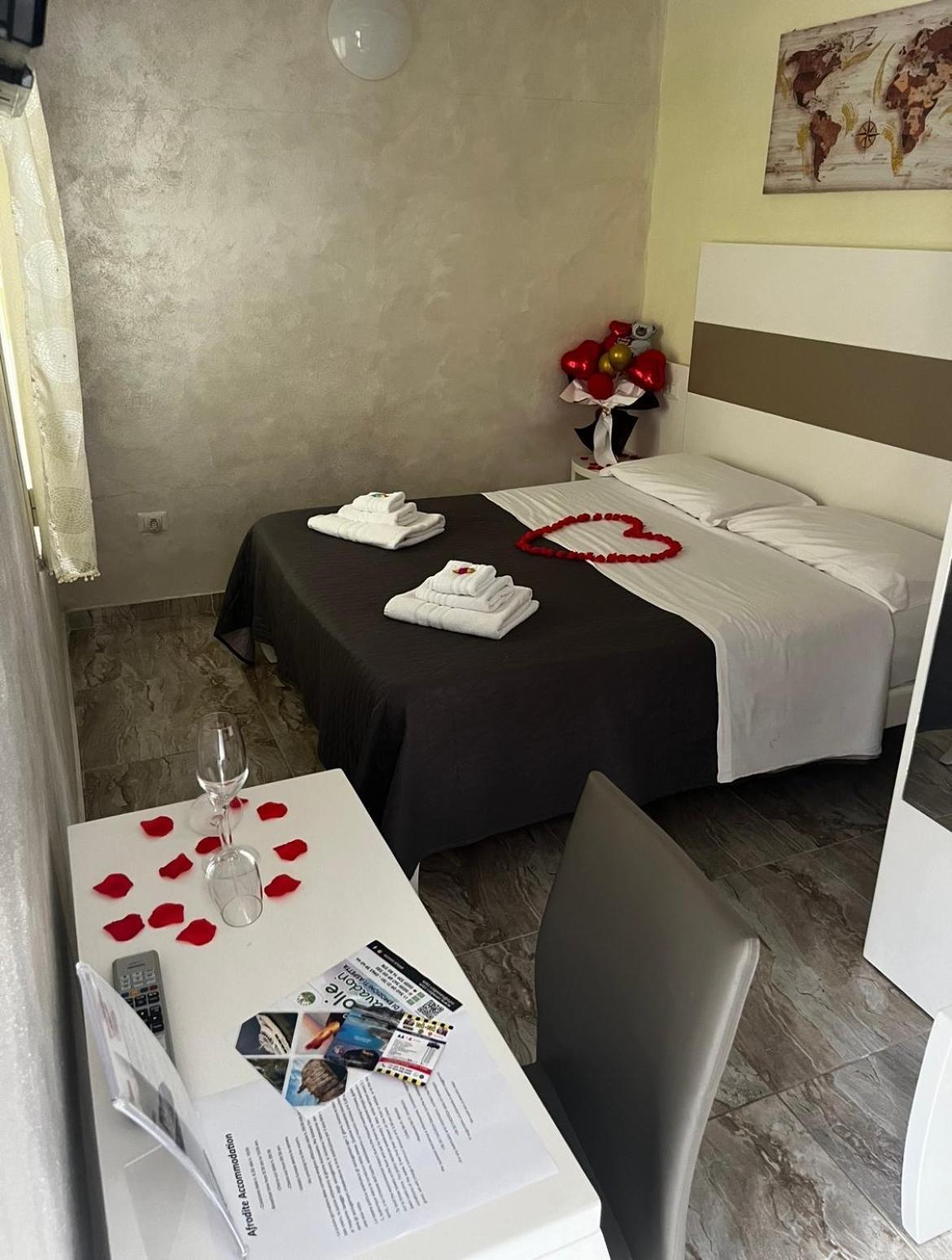 Afrodite Accomodation Tropea Eksteriør billede